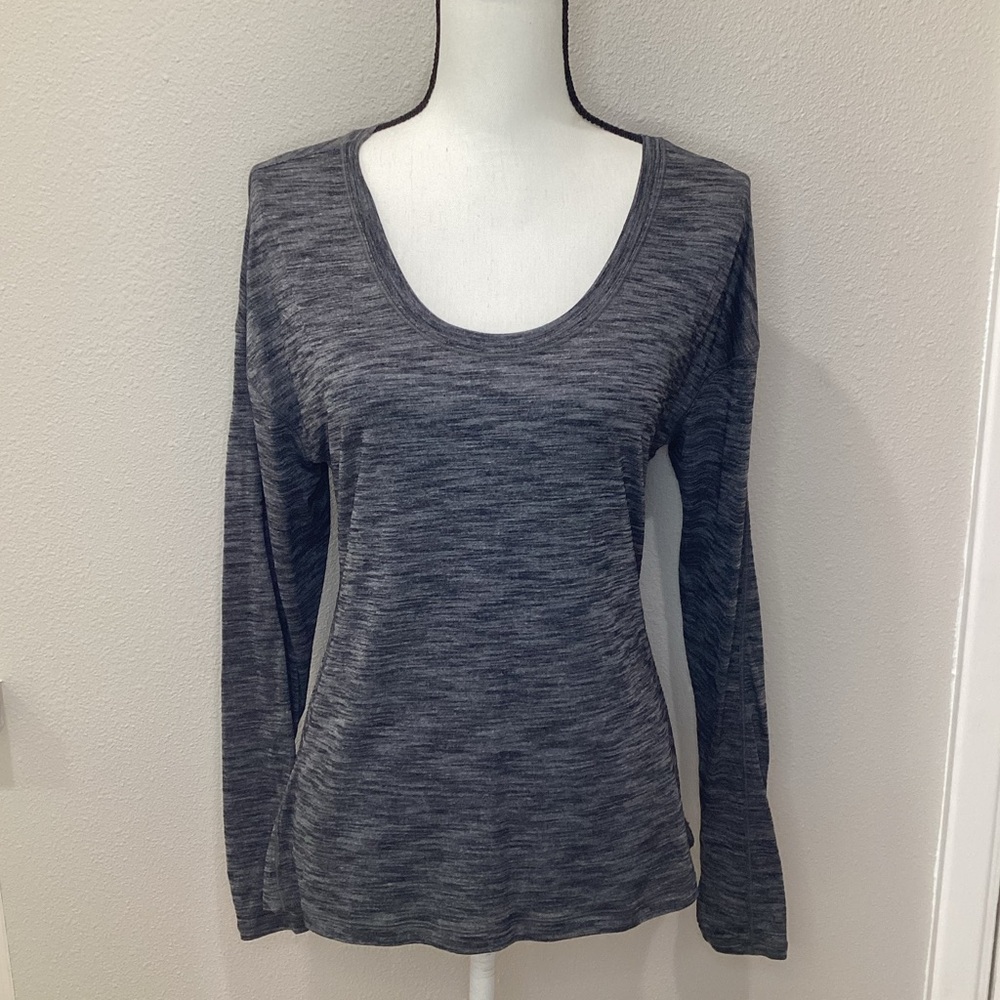 LULULEMON Meant To Move Top